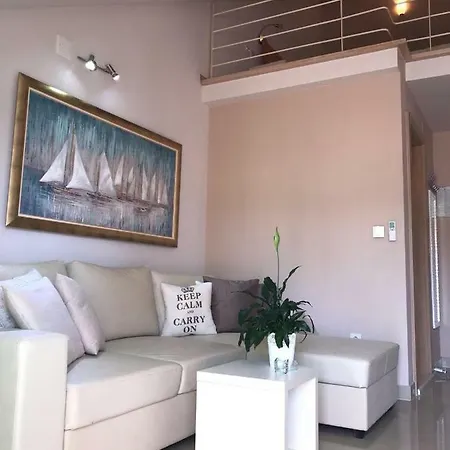 Διαμέρισμα Jani Floor Χβαρ