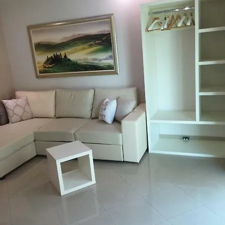 Apartment Jani Floor *
