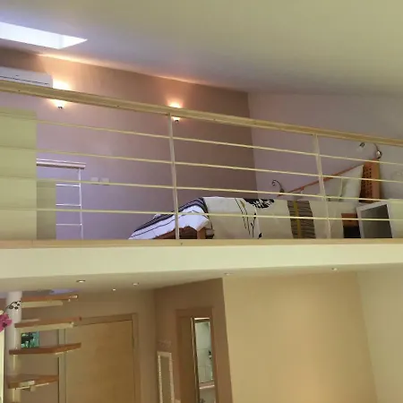 Διαμέρισμα Jani Floor Χβαρ